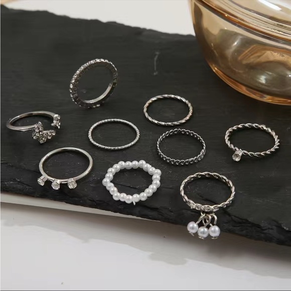 4/$12 9pc Silver Butterfly Pearl Stackable Rings - Picture 3 of 9